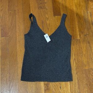 OLD NAVY Women's grey  Ribbed Knit Top